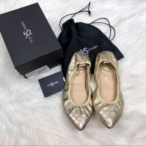 Yosi Samra Vieanna gold pointed toe flats